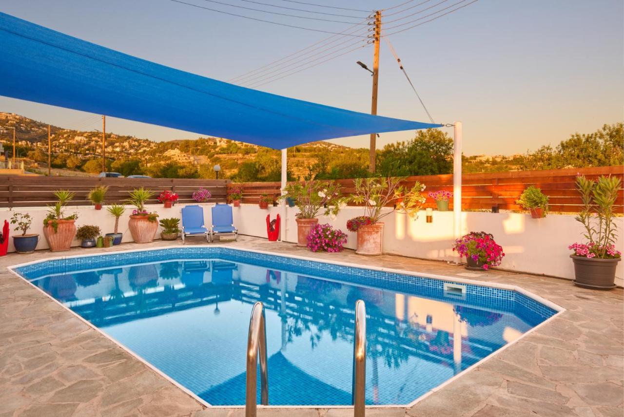 Villanelle Bed & Breakfast Welcomes Dog Lovers Only Tala Dış mekan fotoğraf