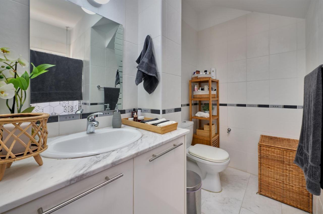 Villanelle Bed & Breakfast Welcomes Dog Lovers Only Tala Dış mekan fotoğraf