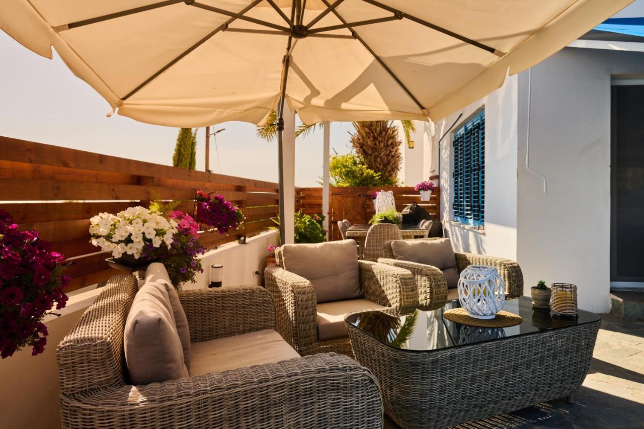 Villanelle Bed & Breakfast Welcomes Dog Lovers Only Tala Dış mekan fotoğraf