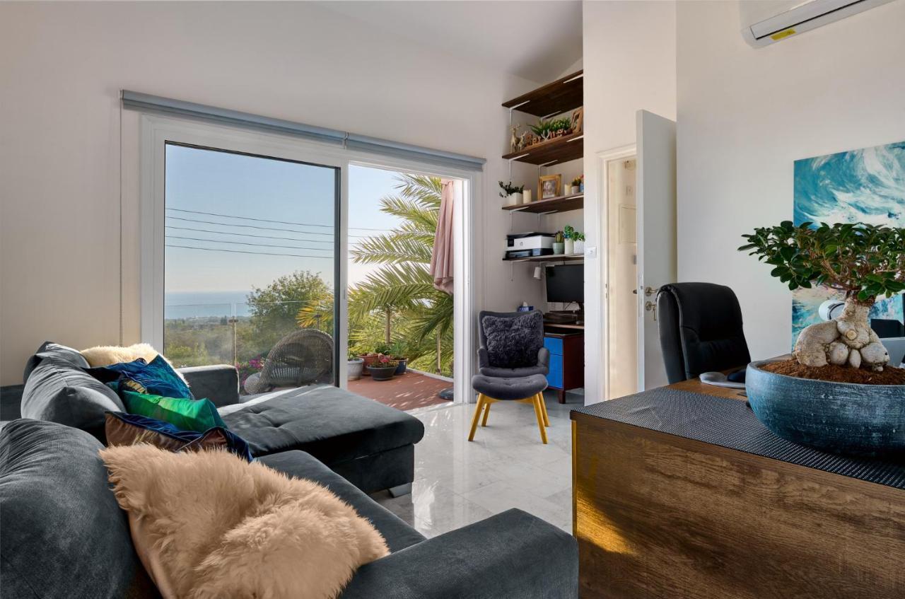 Villanelle Bed & Breakfast Welcomes Dog Lovers Only Tala Dış mekan fotoğraf